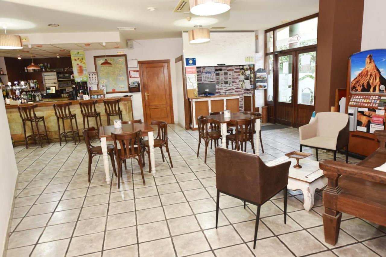 乡村城堡酒店 Larraga 外观 照片